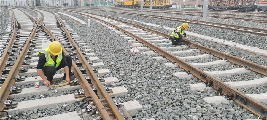 陝西預應力混(hun)凝土軌枕 陝西(xi)預應力混凝土軌(guǐ)枕