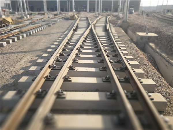 西安地鐵3号(hào)線所用公司岔(cha)枕産品